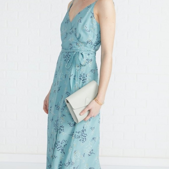 Amour Vert Dresses & Skirts - Silk midi Varden dress